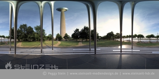 Düsseldorf - Rheinskulptur
